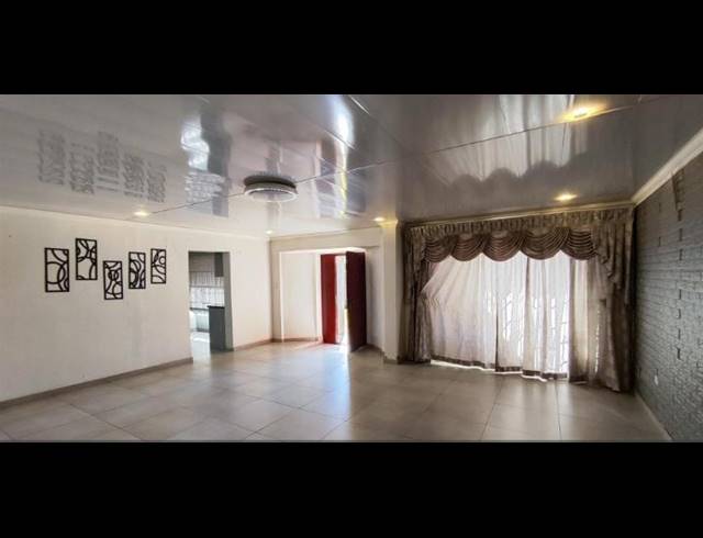 3 BEDROOM HOUSE FOR SALE IN LEACHVILLE